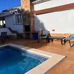 Casa Xavet, Piscina Privada Aire Acondicionado Free Chalet L' Escala