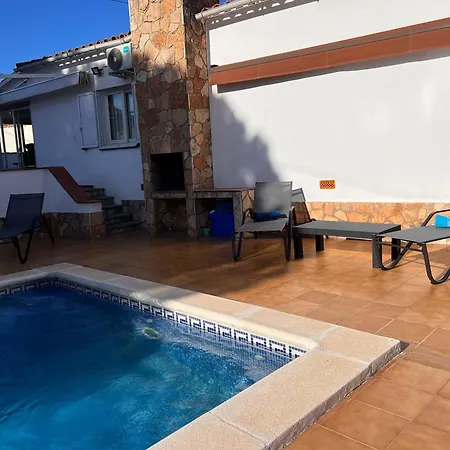 Casa Xavet, Piscina Privada Aire Acondicionado Free Chalet L' Escala