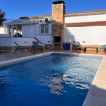 Chalet Casa Xavet, Piscina Privada Aire Acondicionado Free L' Escala